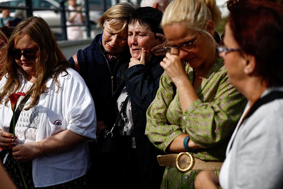 Mourners pay tribute to Sinéad O'Connor in Bray on 8 August 2023