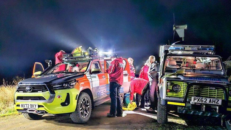 Response vehicles and teams