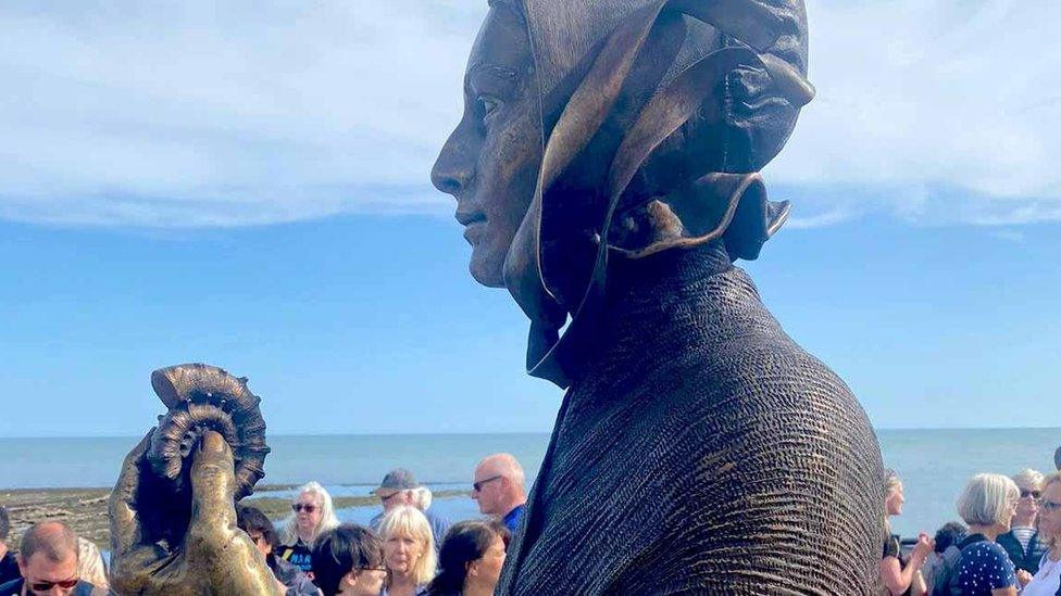 Mary Anning's statue