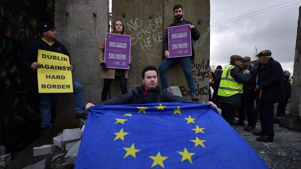 Anti-Brexit protesters at the Irish border