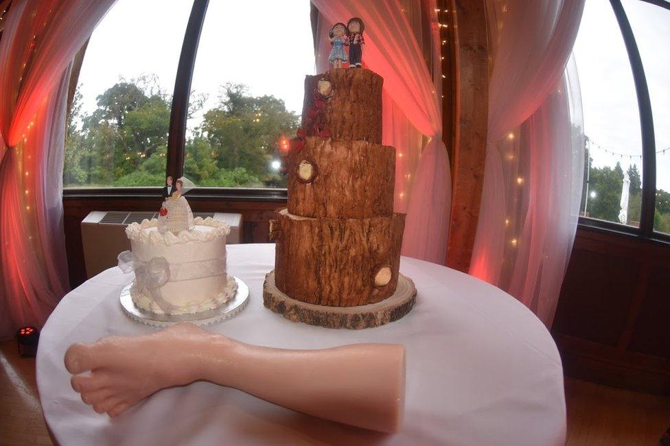 Leg and wedding cake