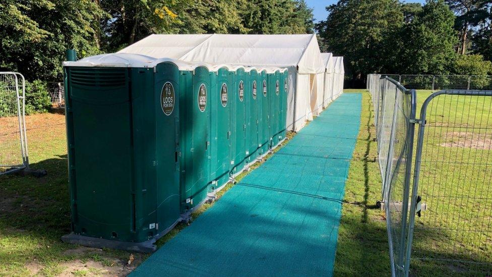 portaloos lined up