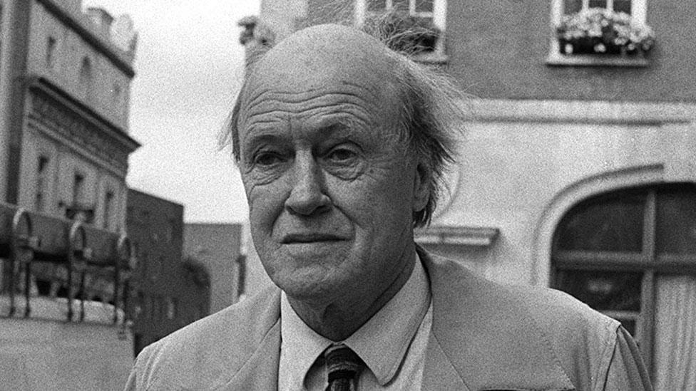 Roald Dahl in 1988