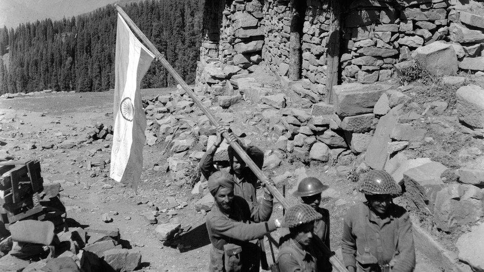 Indian soldiers on Haji Pir pass