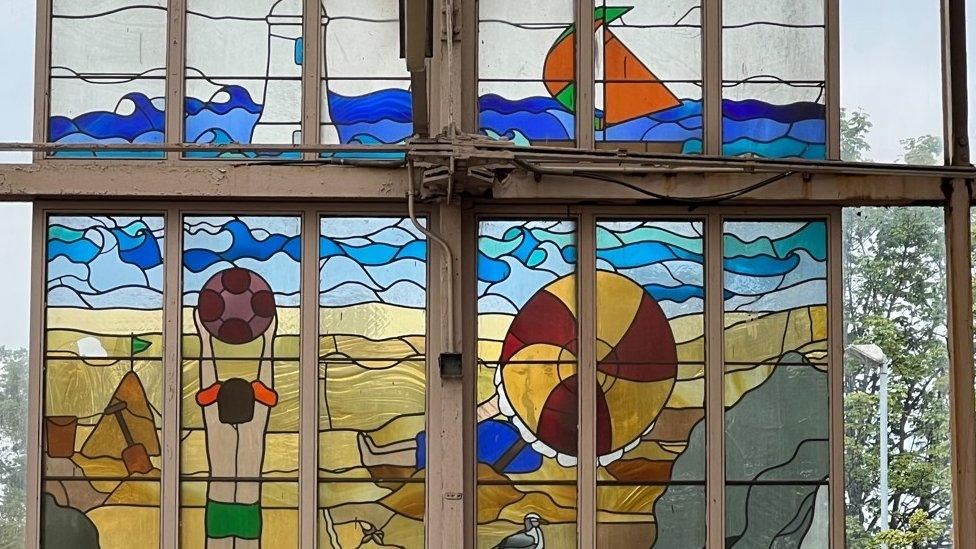 Close up of the stained glass panel