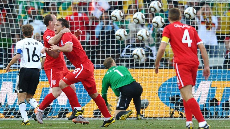 lampard celebrates goal.