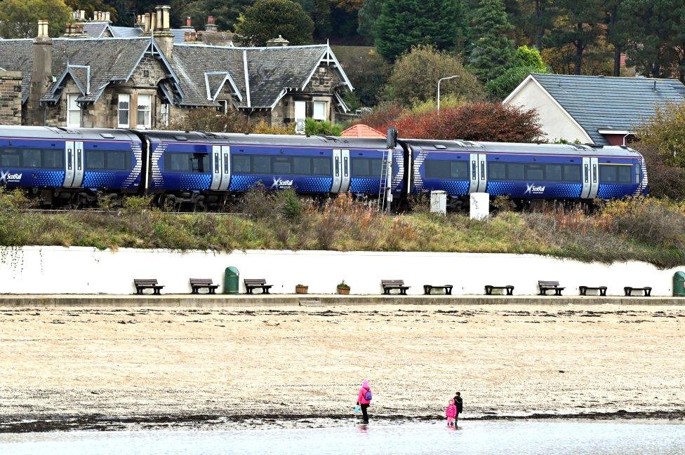 Burntisland beach