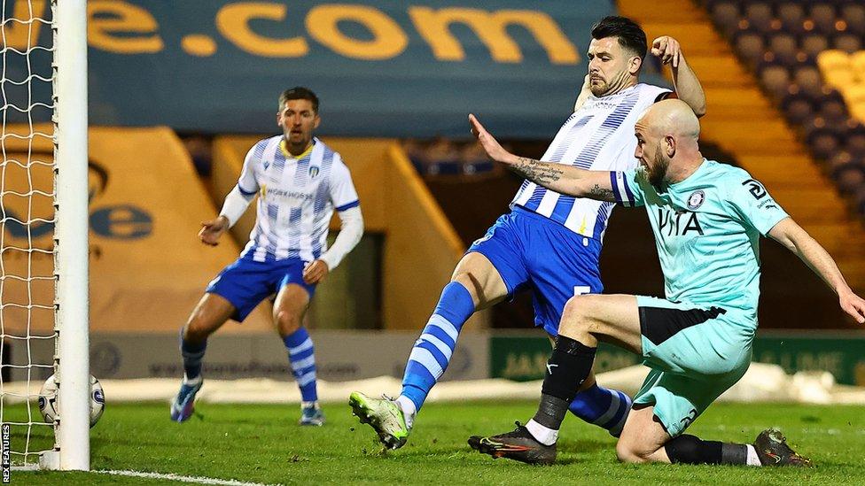 Paddy Madden scores for Stockport