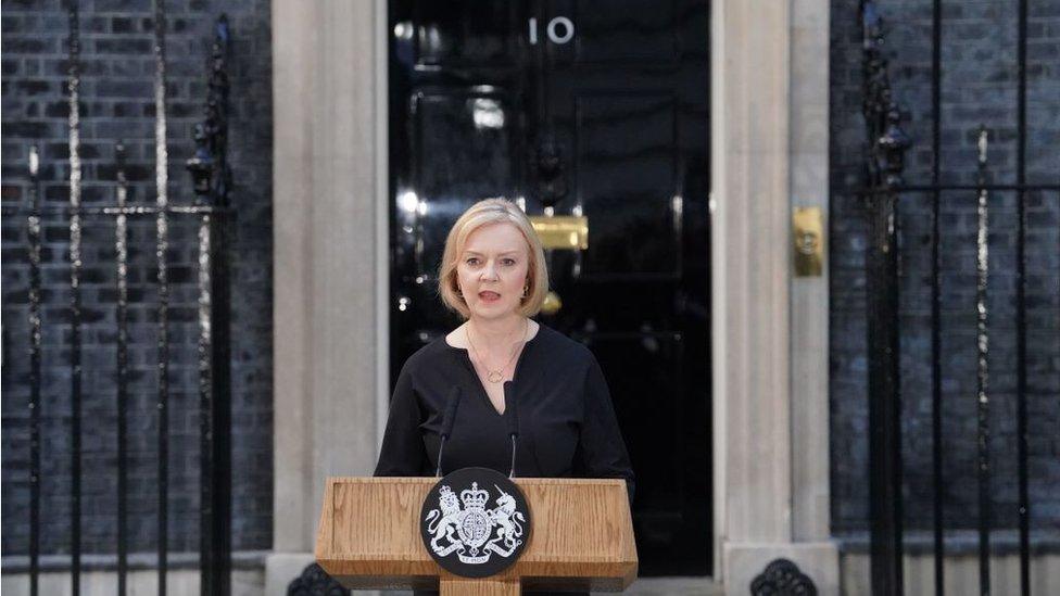 Prime Minister Liz Truss reads a statement outside 10 Downing Street, London, following the announcement of the death of Queen Elizabeth II.