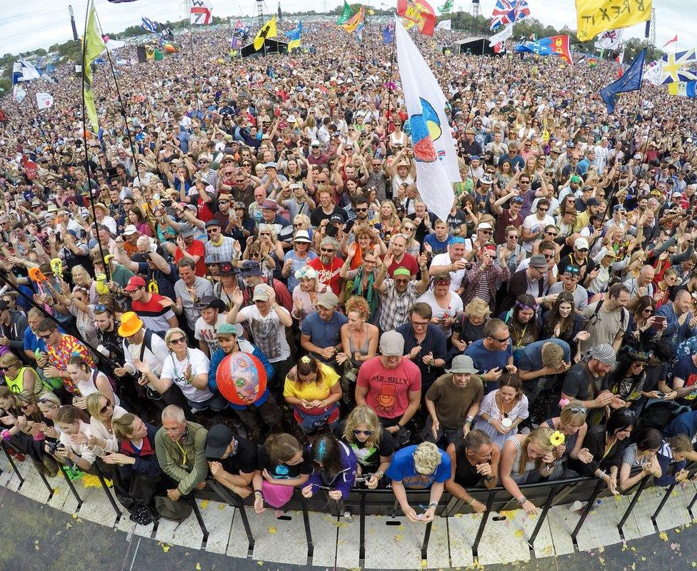 Glastonbury crowd