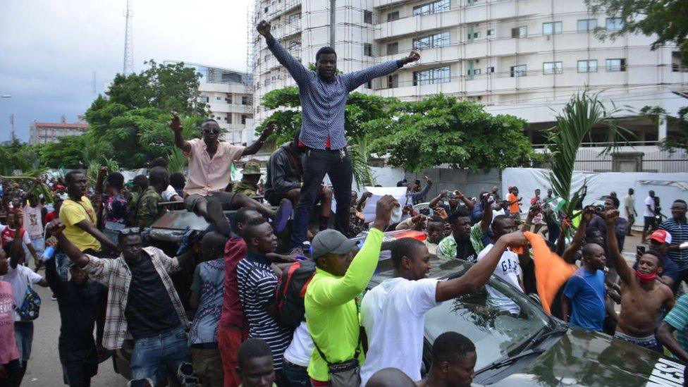 crowd protesting in Nigeria