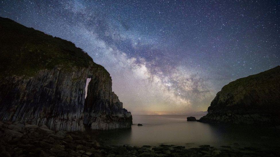 Milky way over Church Door Cove