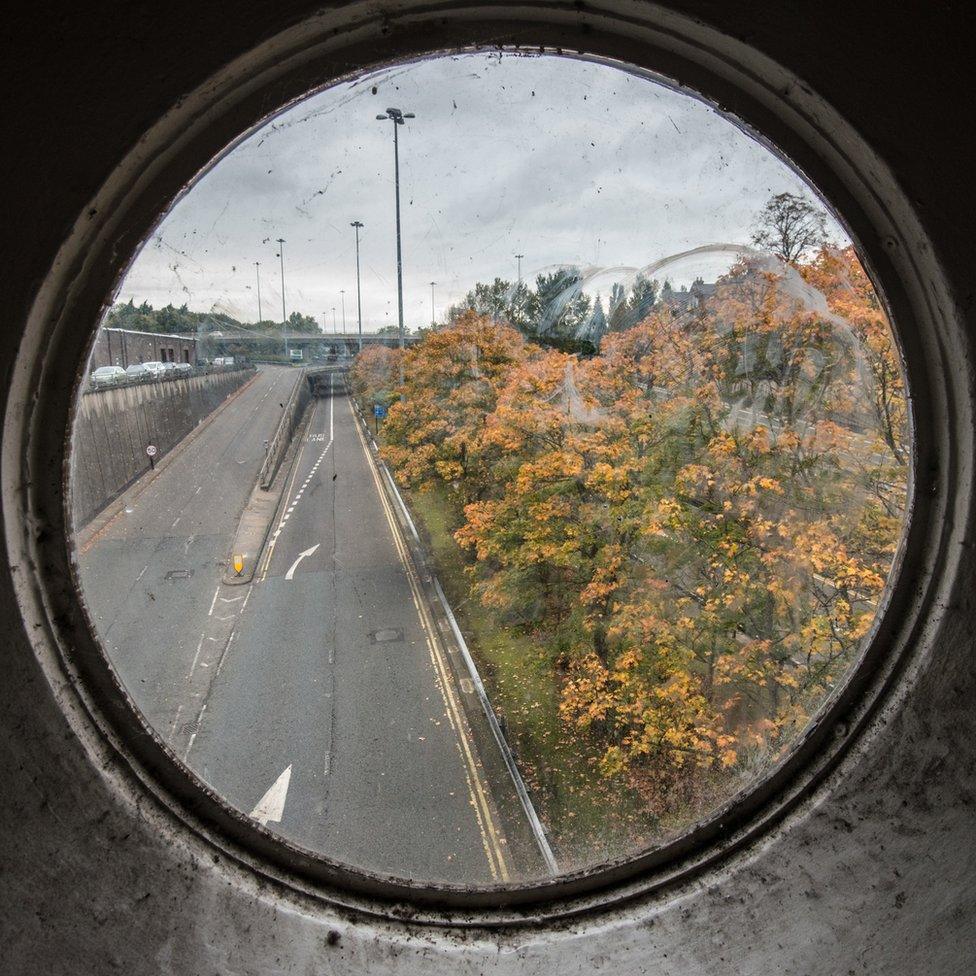 Pedestrian overpass over Great North Road