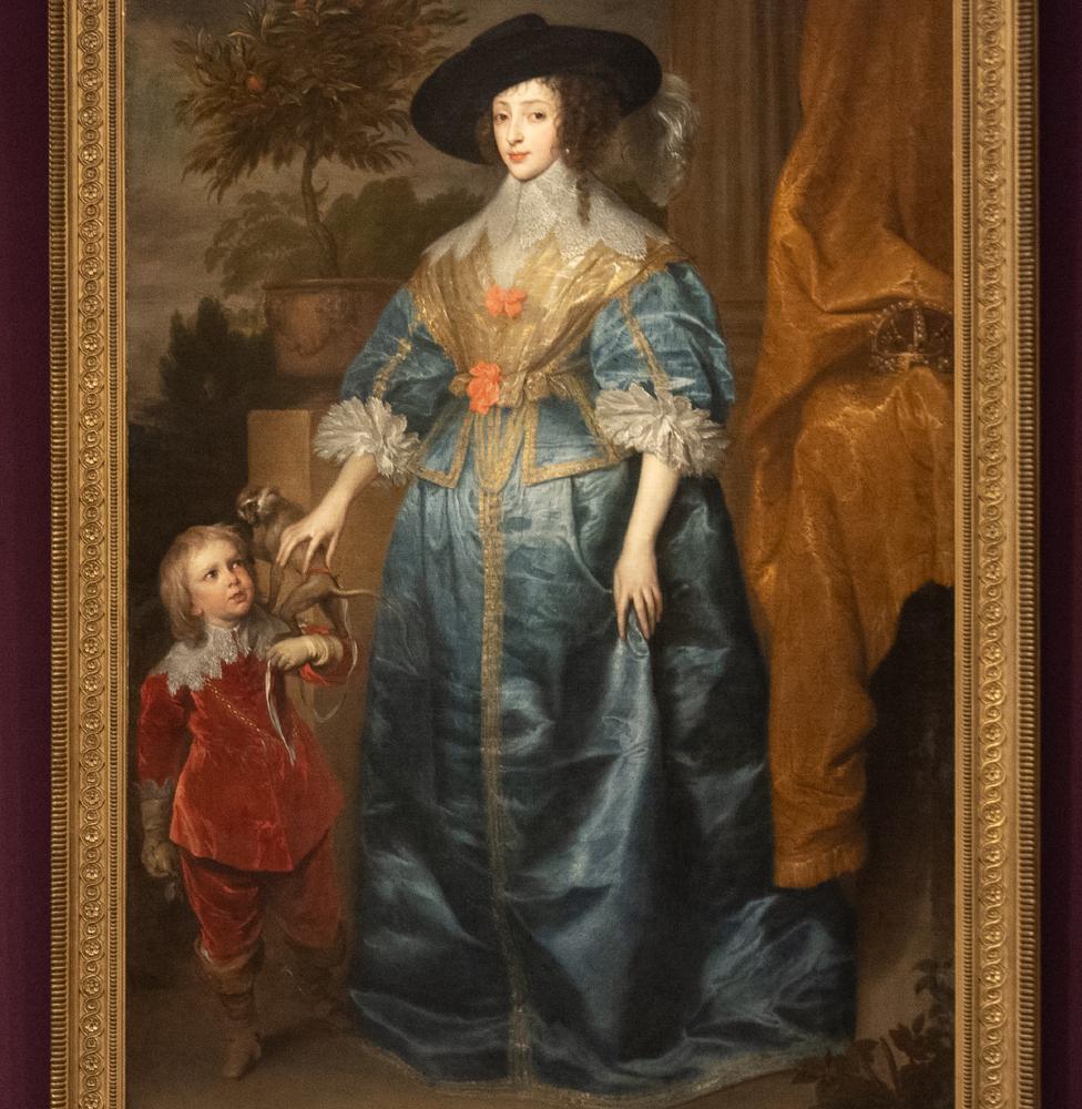 Oil painting of Queen Henrietta Maria with Sir Jeffrey Hudson by Anthony Van Dyck at the Fitzwilliam Museum in Cambridge