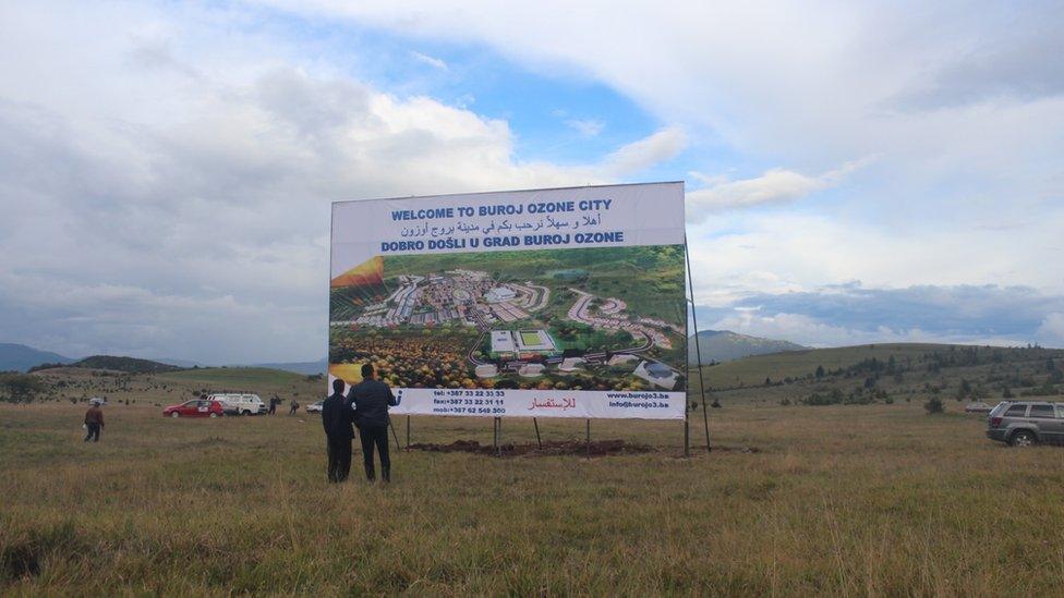 Billboard for Buroj Ozone City