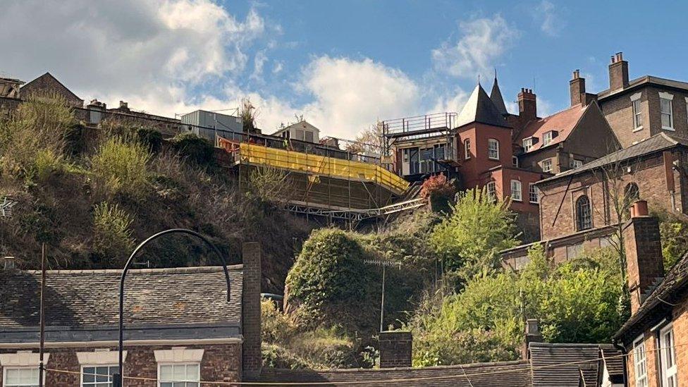 Bridgnorth's Cliff Railway