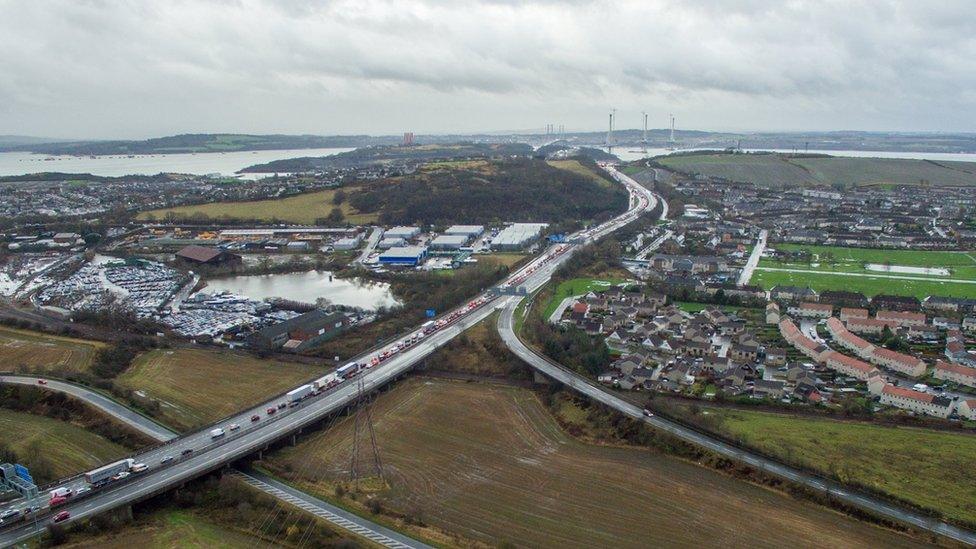 Traffic delays near the bridge