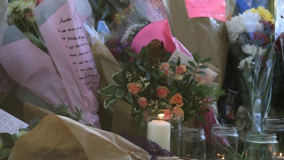 Tributes left in Snowdon