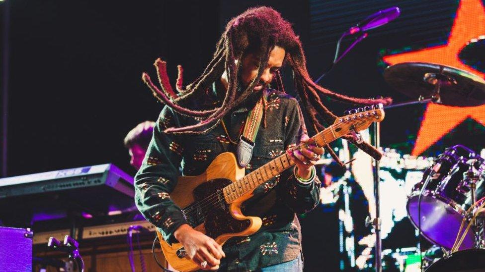 The Wailers guitarist