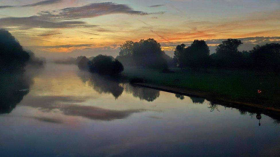 SATURDAY - Whitchurch on Thames