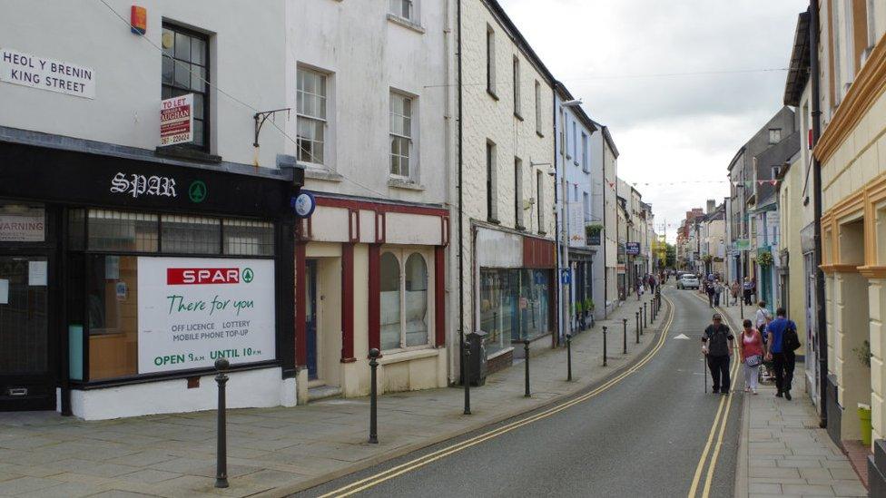 Carmarthen's King St