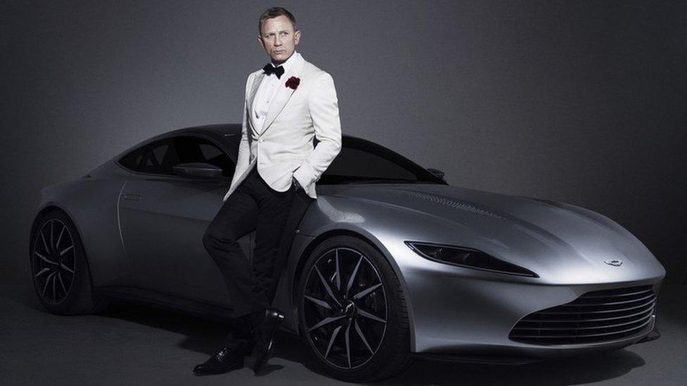 Daniel Craig and the Aston Martin used in the 2015 James Bond film, Spectre