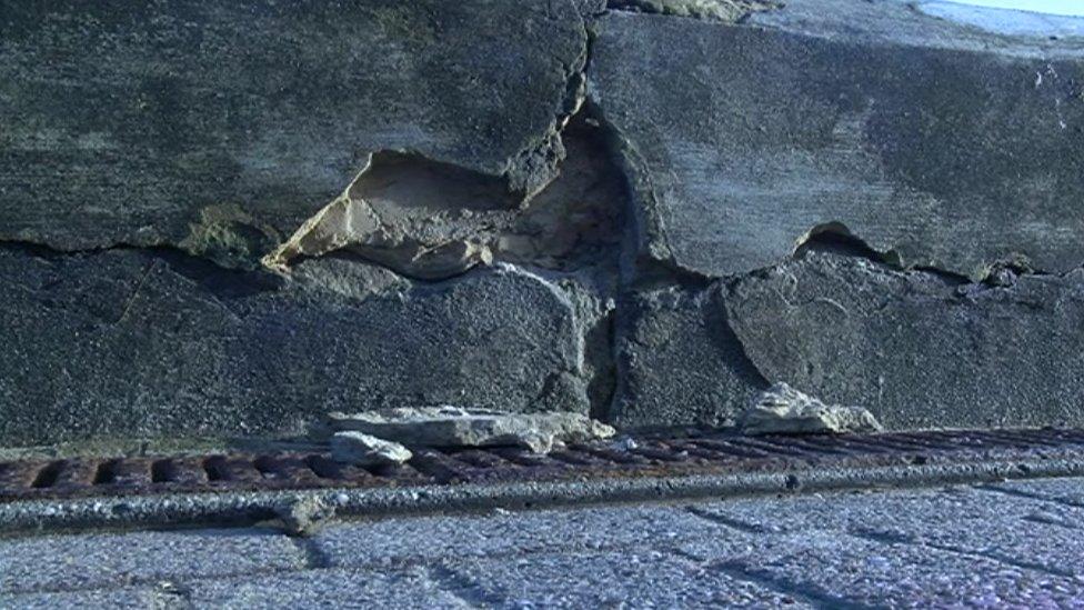 sea wall at Shanklin 13/1/23