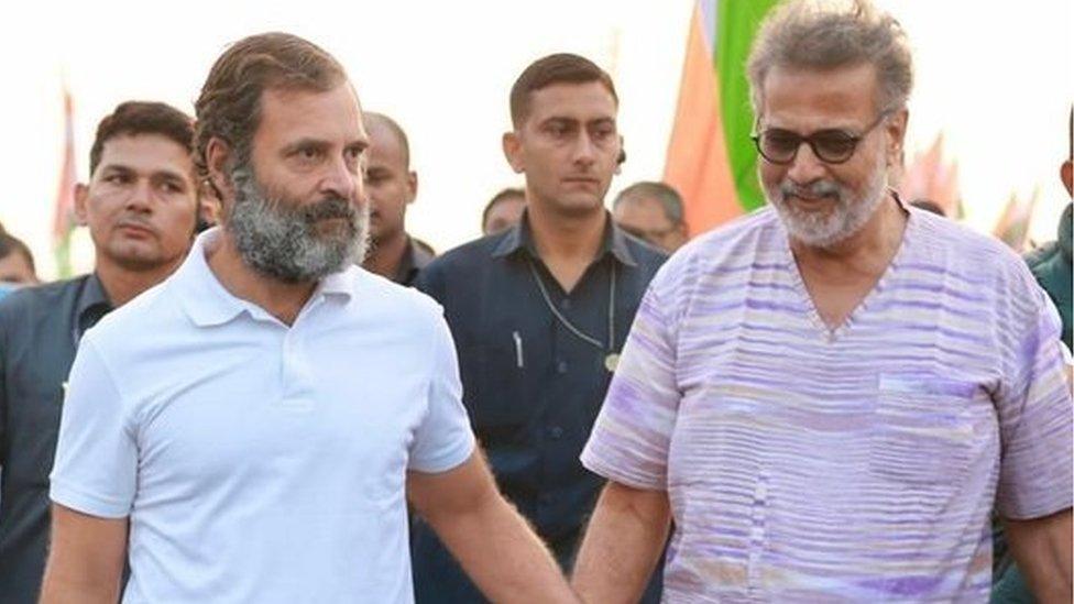 Tushar Gandhi and Rahul Gandhi on the march