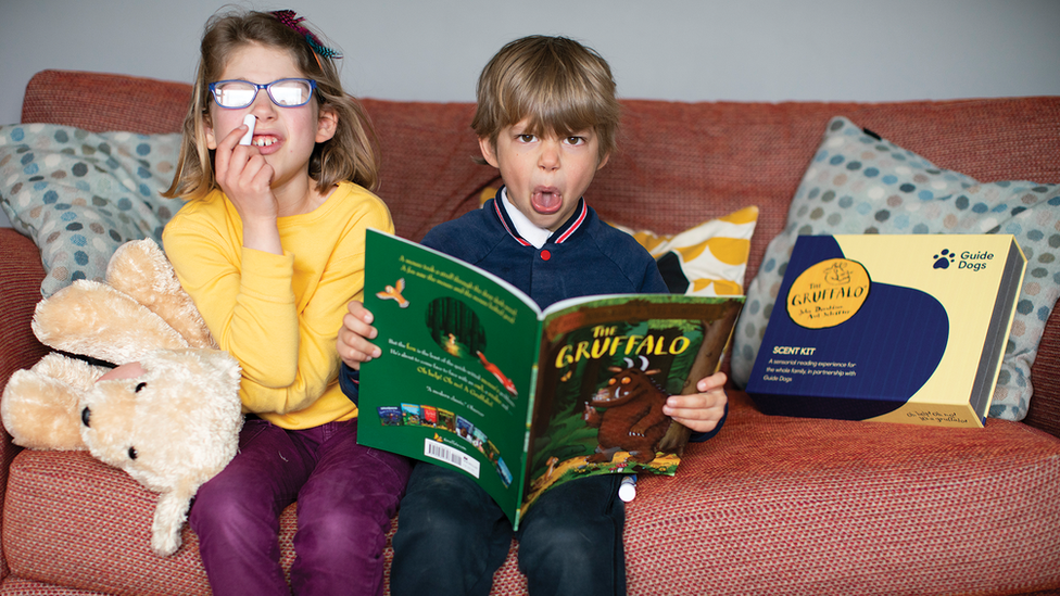 two-children-react-to-gruffalo-scent