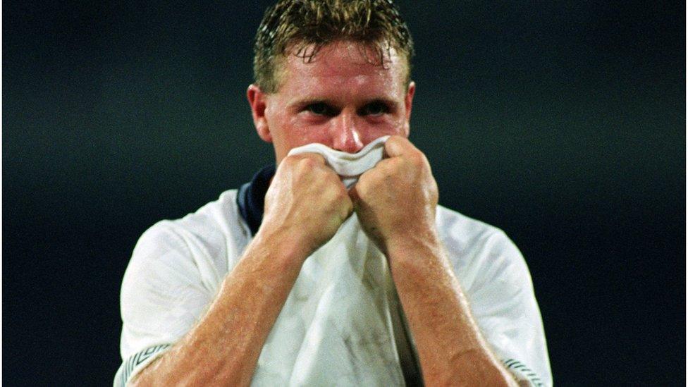 Paul Gascoigne crying at Italia '90