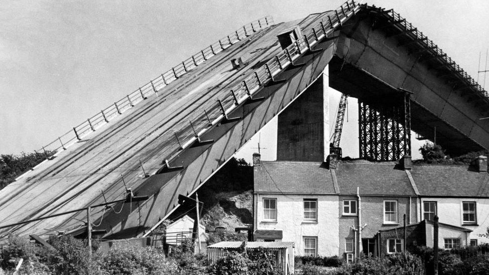 collapsed bridge