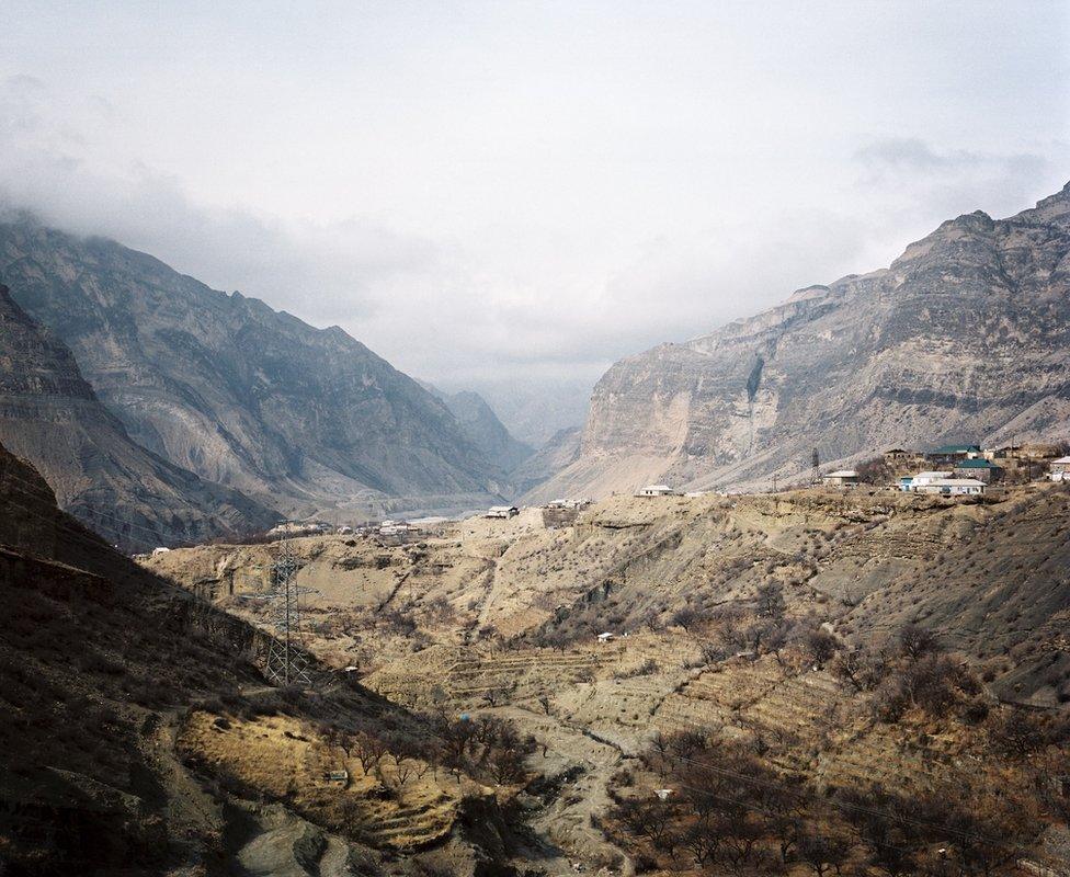 View from the road between Shamilkala and Gimry