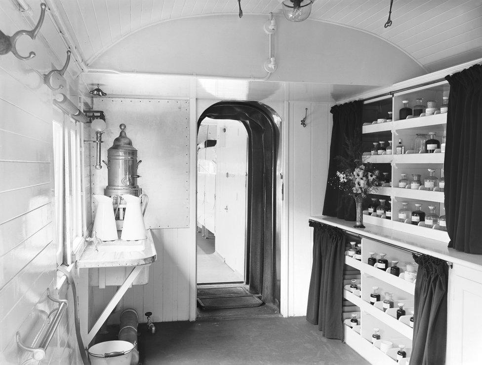 Hospital train carriage