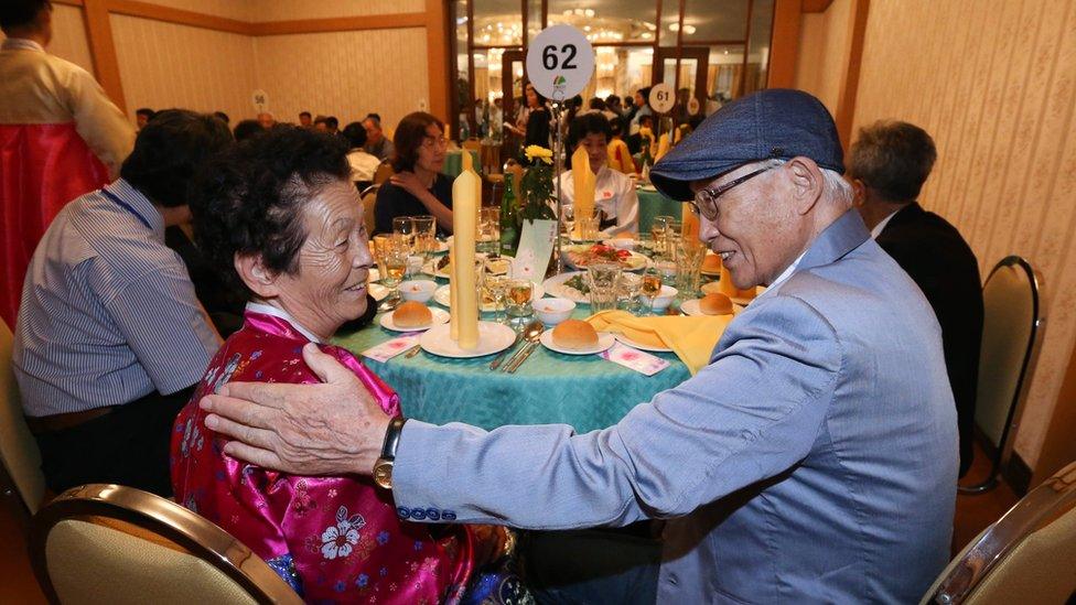 South Korean Lee Yong-seong (R) 95, meets with his North Korean niece Lee Sun-seon (L) 62, during the inter-Korean family reunions at Mount Kumgang resort, North Korea, 20 August 2018.