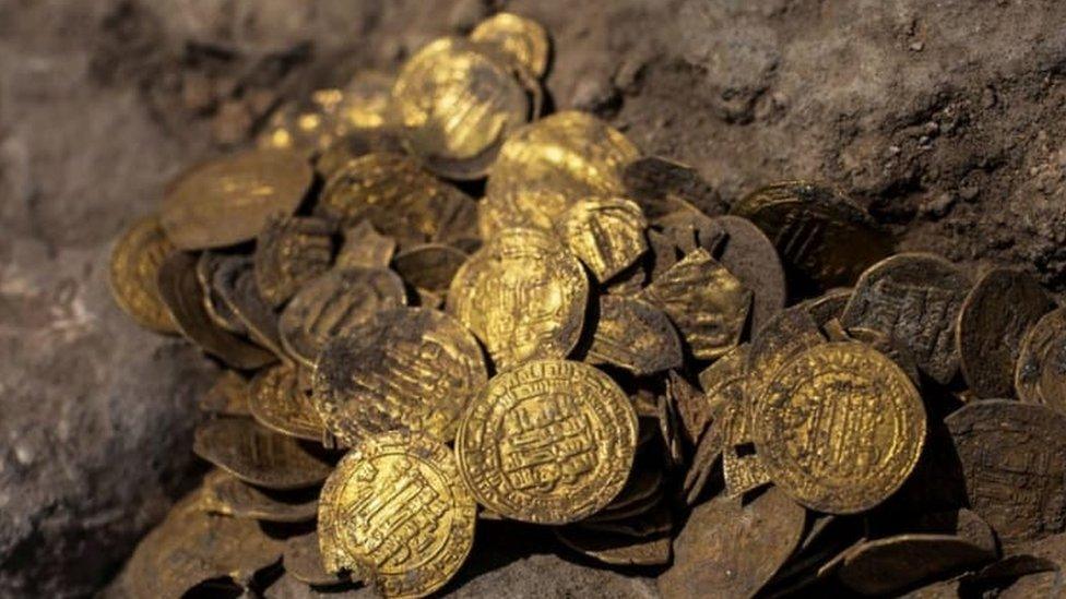 gold-coins-found-in-Israel