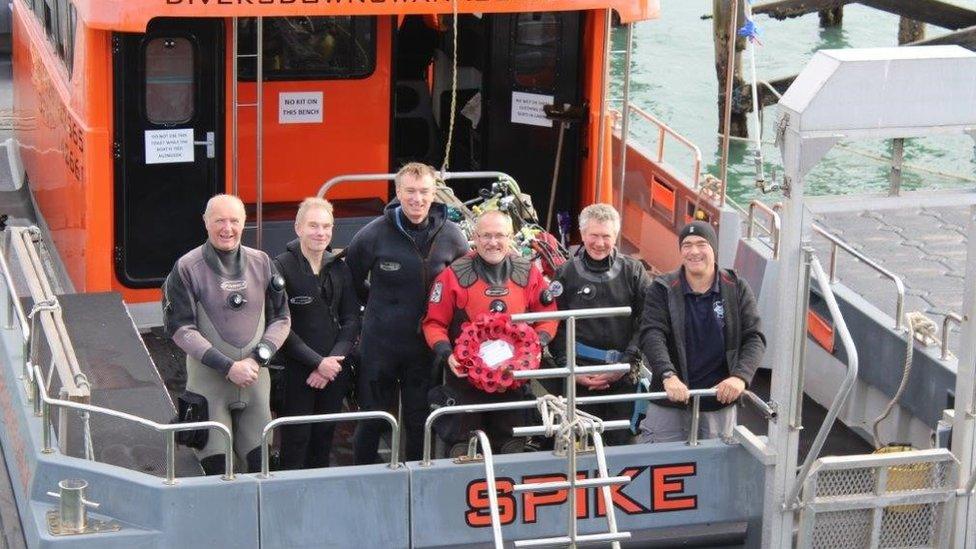 (l-r) Keith Coombs, Chris Dunkerly, Jeremy Goodall, Nick Reed, Stephan Spiriak, Pete Williams (skipper and Divers Down owner)