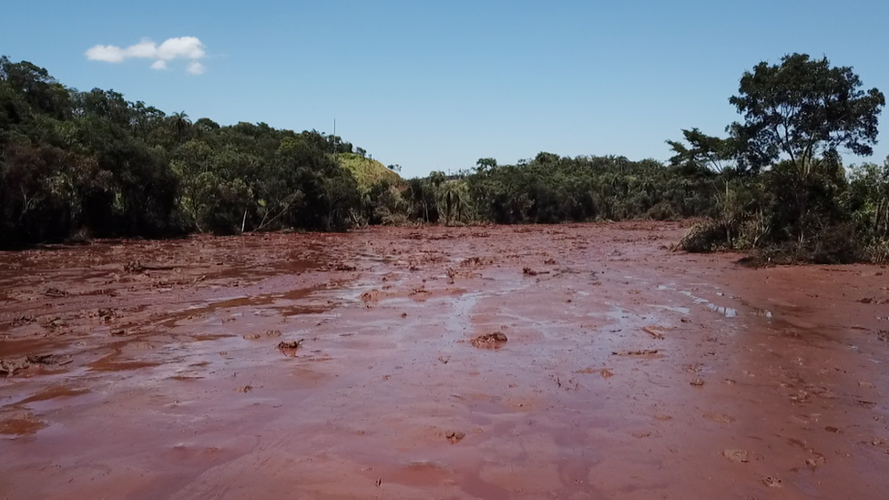 Sludge at the scene of the disaster