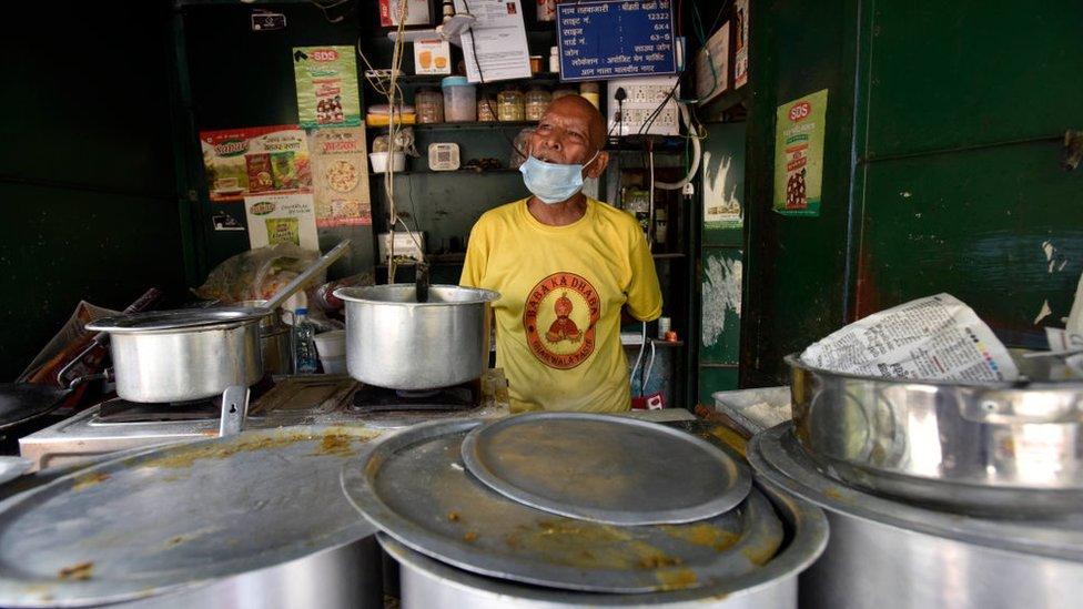 Kanta Prasad, 80, at his food stall Baba Ka Dhaba, in Malviya Nagar, on June 5, 2021 in New Delhi.