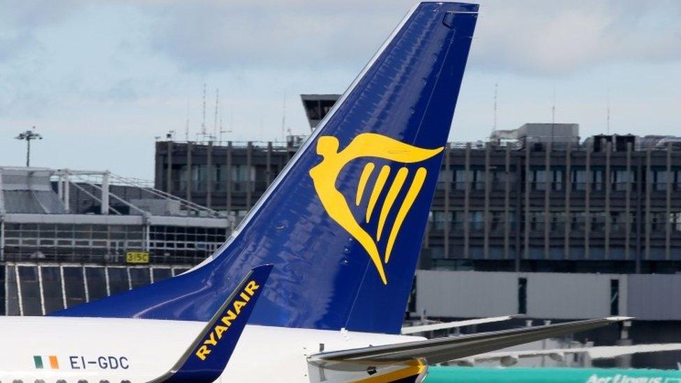 Ryanair plane