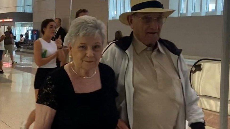 Shirley Jones and her brother John Ellis at Las Vegas airport