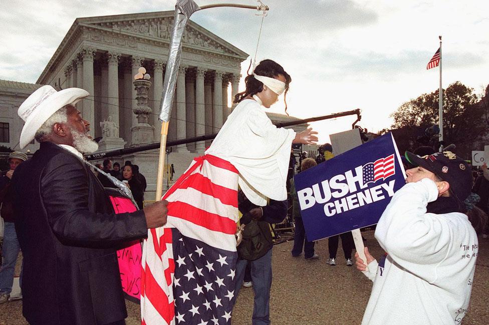 Protesters outside US Supreme Court