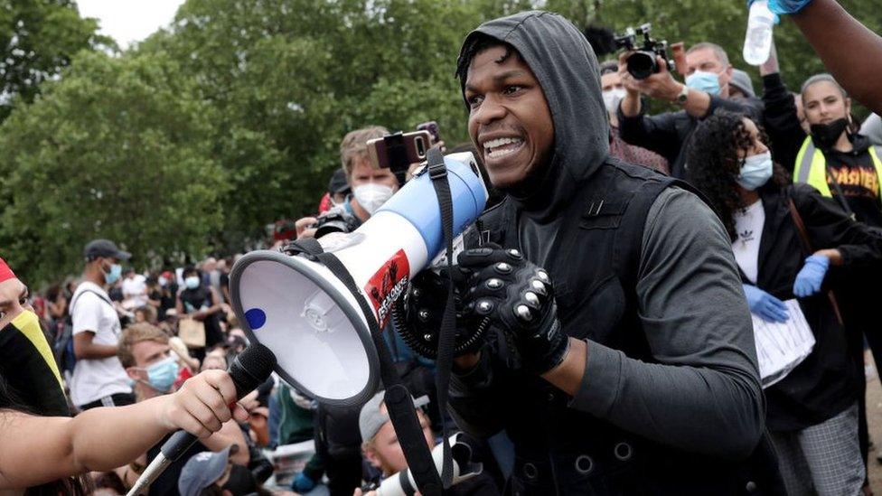 john-boyega-at-protest.