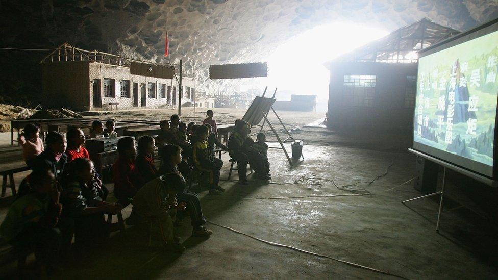 Middle Cave Elementary School