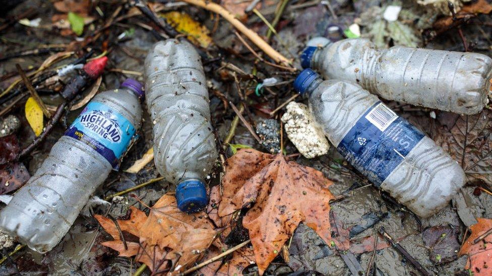 Plastic, River Thames