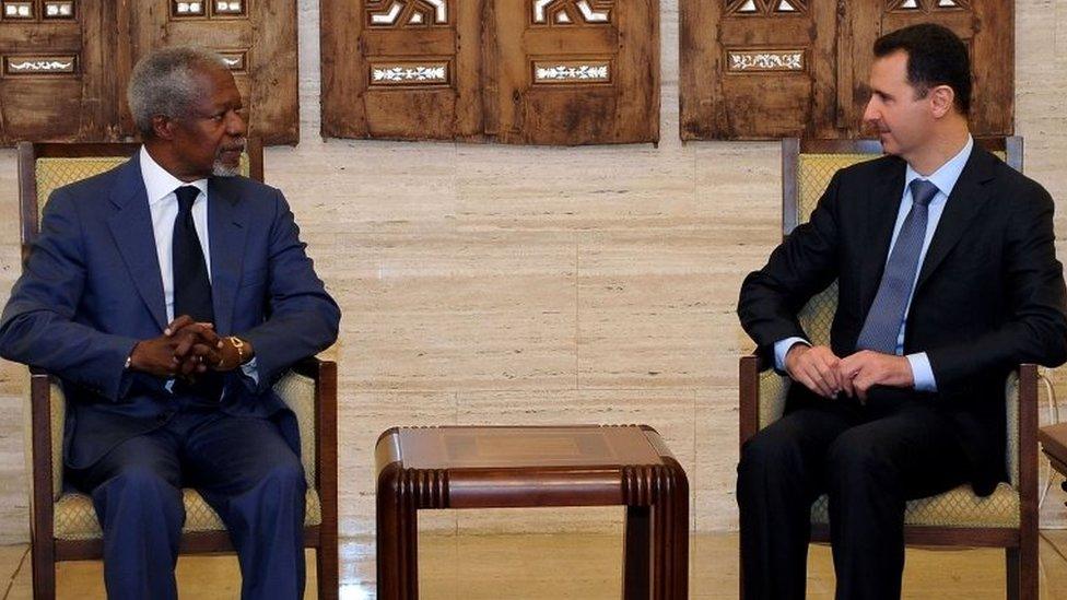 Syrian President Bashar al-Assad meets with UN-Arab League envoy Kofi Annan (L) in the Syrian capital Damascus on 9 July 2012