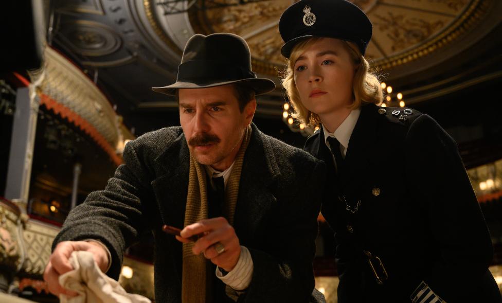 Sam Rockwell and Saoirse Ronan