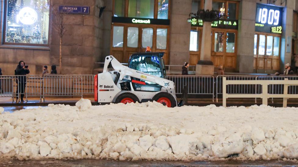 Artificial snow on Tverskaya, 29 Dec 19