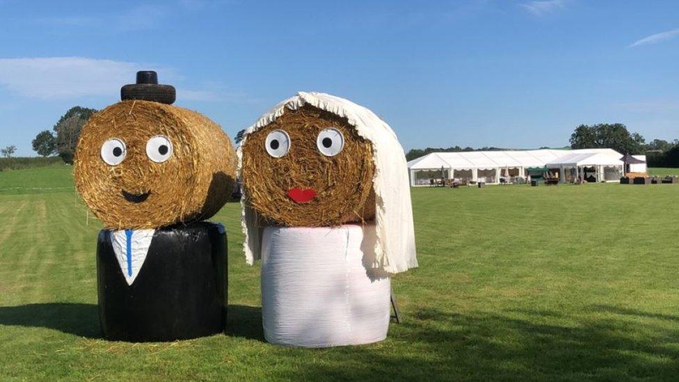 Hay bale bridge and groom model