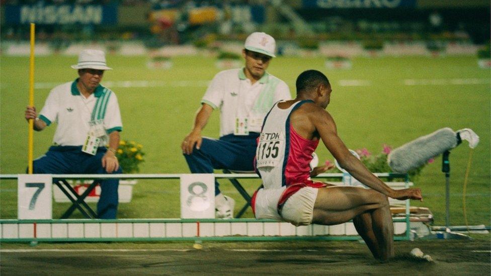 Mike-Powell-setting-a new-world-long-jump-record