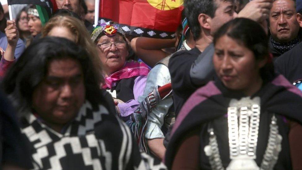 Thousands of ethnic Mapuches, Chile's largest indigenous group march in support of the Mapuche resistance in Santiago on October 9, 2017